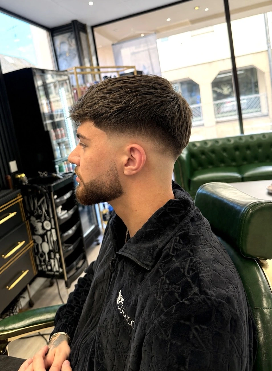 Moderner Barbershop-Style im Zafar Barbershop